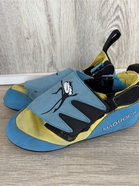 Mad Rock Mad Monkey 2.0 Youth Climbing Shoes Kids Size 2 Outdoors Nature Sports
